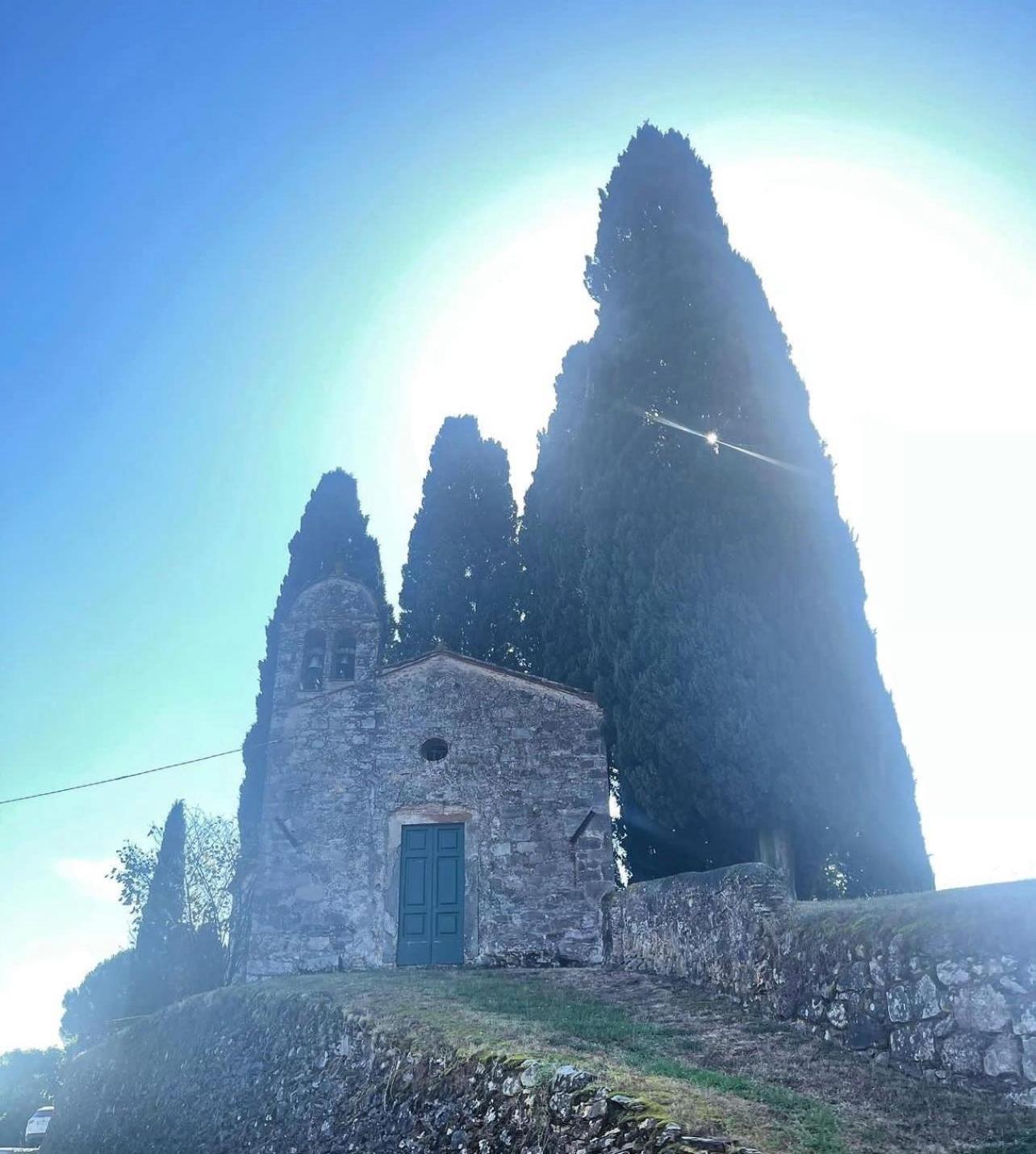 Il Fienile Di Alberto E Costanza ลุคคา ภายนอก รูปภาพ